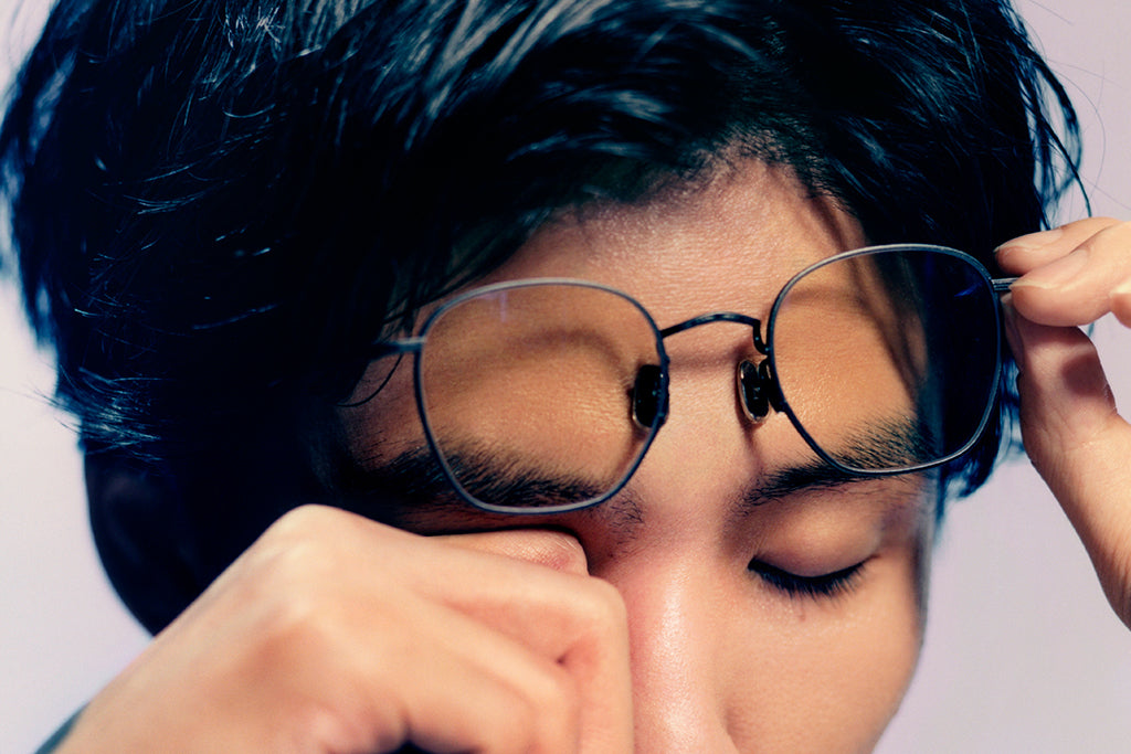 How Blue Light Glasses Help Your Eyesight