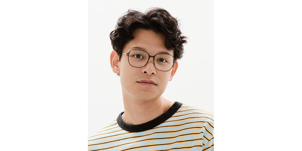 【JINS】Combination titanium Trending on Japanese social media! Glasses that enhance your look